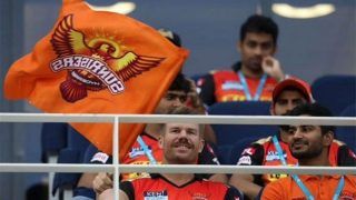 David Warner Cheering For SRH From Stands in Dubai Will Break Your Heart | WATCH VIDEO